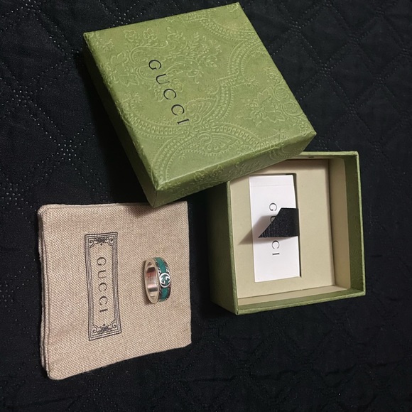 Authentic Gucci ring sterling silver enamel ring.